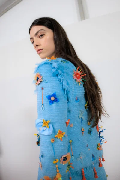 Look 35
